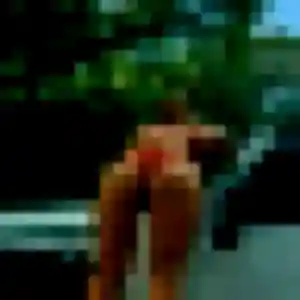 Noemie, 29 ans, en ligne à Algrange pour une rencontre coquine