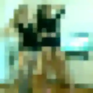 Laurence, 19 ans, disponible à Arpajon-sur-Cère pour une rencontre coquine