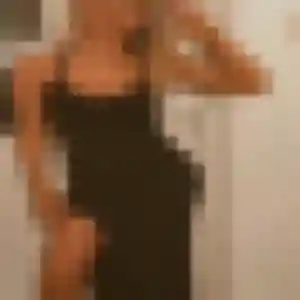Nadine, 40 ans, disponible à Artigues-près-Bordeaux pour une rencontre coquine