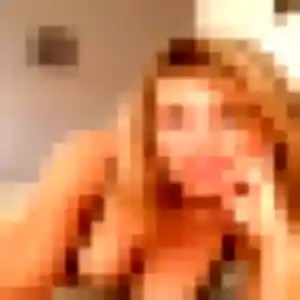 Zina, 29 ans, disponible à Aÿ-Champagne pour un rencontre cougar