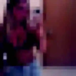 Idalina, 21 ans, en ligne à Bassens pour un rencontre cougar