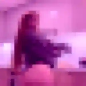 Rejoins Laura, 45 ans à Brive-la-Gaillarde en privé