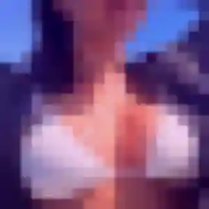 Laure, 32 ans, disponible à Canet-en-Roussillon pour une rencontre coquine
