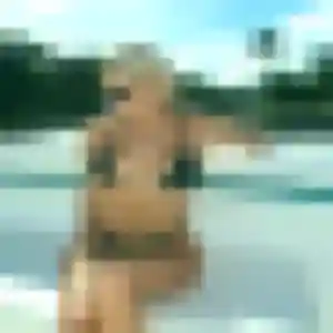 Photo sexy de Louisa, 25 ans à Canet-en-Roussillon - plan discret