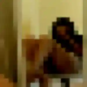 Leonore, 24 ans, en ligne à Châtel-Guyon pour une rencontre coquine