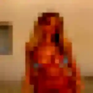Regine, 23 ans, veut un rencontre cougar à Châtillon