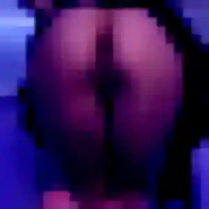 Azalee, 38 ans, connectée à Choisy-le-Roi pour une rencontre coquine