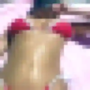 Rym, 30 ans, connectée à Combourg pour une rencontre coquine