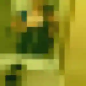 Estee, 19 ans, connectée à Douchy-les-Mines pour une rencontre coquine