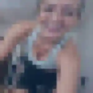 Contacte Khadija, 25 ans à Drusenheim en privé