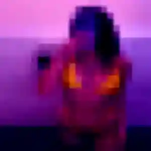 Marie-Pierre, 30 ans, connectée à Gerzat pour un rencontre cougar