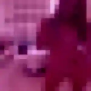 Photo de Alicia à Grans (26 ans) - rencontre cougar anonyme