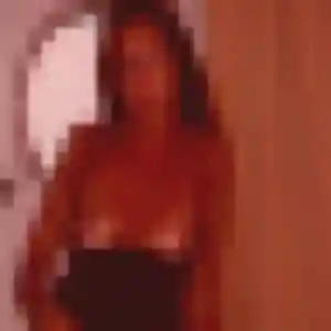 Sexy Naomi, 22 ans à Grigny - la contacter