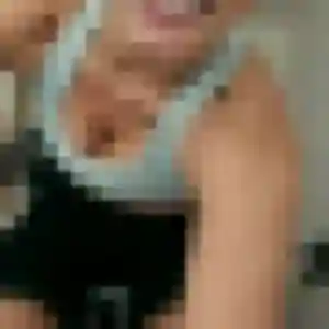 Découvre Marie-Jeanne, 34 ans à La Bouilladisse gratuitement