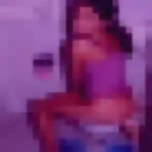 Brune, 20 ans, dispo pour rencontre cougar à La Verrière