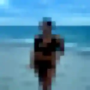 Photo de Ambre à Larmor-Plage (29 ans) - rencontre cougar discret