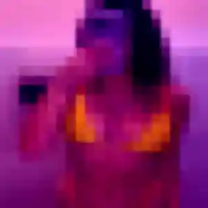 Pierrette, 35 ans, disponible à Le Puy-en-Velay pour un rencontre cougar