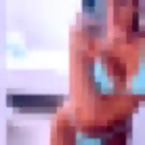 Photo exclusive de Giulia, 34 ans à Le Vésinet - plan discret