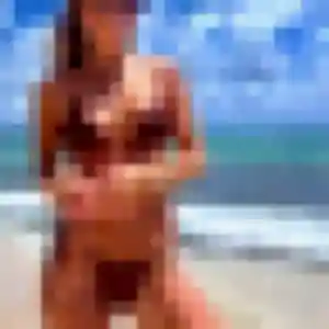 Marie-Ange, 34 ans, connectée à Lège-Cap-Ferret pour un rencontre cougar