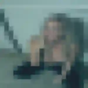 Découvre Nadine, 23 ans à Les Abrets en Dauphiné en privé
