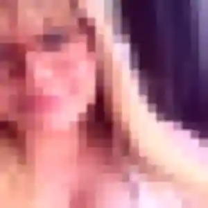 Charmante Ava, 32 ans à Mazé-Milon - voir sa photo