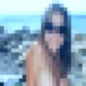 Veronique, 24 ans, connectée à Mortagne-sur-Sèvre pour un rencontre cougar