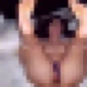 Estee, 35 ans, connectée à Nogent-le-Rotrou pour une rencontre coquine