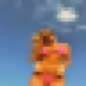 Contacte Nadia, 20 ans à Nogent-sur-Marne en privé