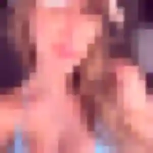Marie-Laure (33 ans) à Nuits-Saint-Georges cherche un rencontre cougar ce soir