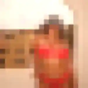 Jolie Noemie, 19 ans à Pia - voir sa photo
