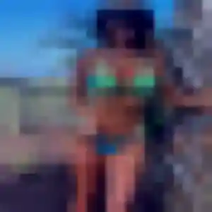 Photo perso de Alexandra, 35 ans à Plouguerneau - plan discret