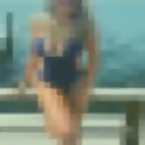 Eliane, 30 ans, disponible à Pont-Audemer pour un rencontre cougar