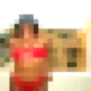 Aisha, 40 ans, connectée à Prévessin-Moëns pour une rencontre coquine