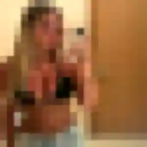 Perrine, fille de 33 ans propose rencontre cougar à Roques