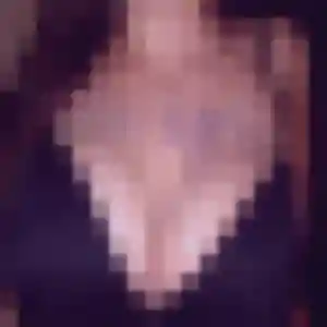 Justine, 21 ans, en ligne à Roussillon pour un rencontre cougar