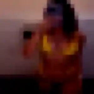 Charmante Eva, 22 ans à Saint-Avertin - voir sa photo