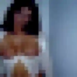 Rejoins Alexandra, 23 ans à Saint-Cloud en privé