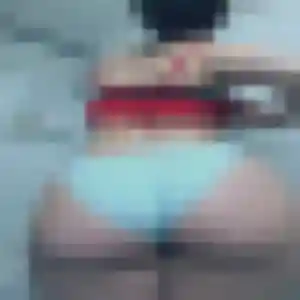 Rencontre Ilona, 28 ans à Saint-Flour en privé