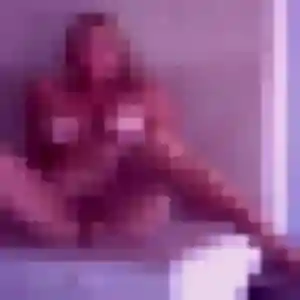 Contacte Lisette, 22 ans à Saint-Gaudens en privé