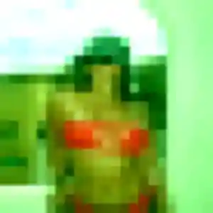 Tessa, 20 ans, dispo pour rencontre cougar à Saint-Genis-les-Ollières
