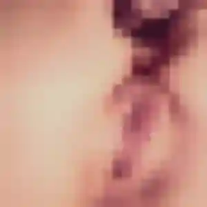 Elise, 27 ans, en ligne à Saint-Leu pour une rencontre coquine