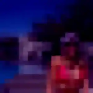 Estee, 24 ans, en ligne à Saint-Louis pour une rencontre coquine