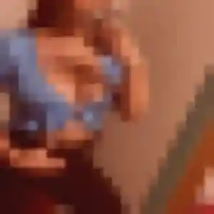 Sexy Aurelie, 24 ans à Saint-Pierre-des-Corps - voir sa photo