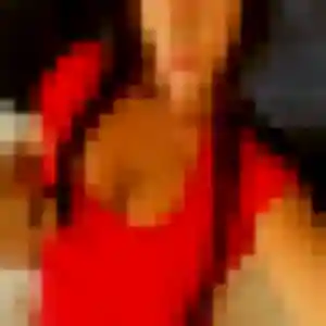 Photo de Solange à Sausset-les-Pins (31 ans) - rencontre cougar gratuit