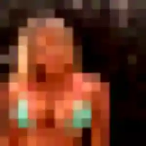 Elena, 22 ans, connectée à Tergnier pour une rencontre coquine