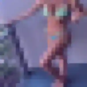 Dina, 26 ans, en ligne à Triel-sur-Seine pour une rencontre coquine
