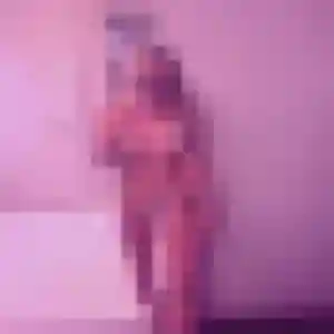 Valentina, 27 ans, en ligne à Valognes pour une rencontre coquine