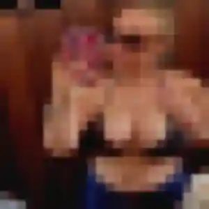 Samira de Vauréal, 23 ans - rencontre cougar sans prise de tête