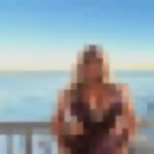Contacte Lucie, 30 ans à Veauche gratuitement